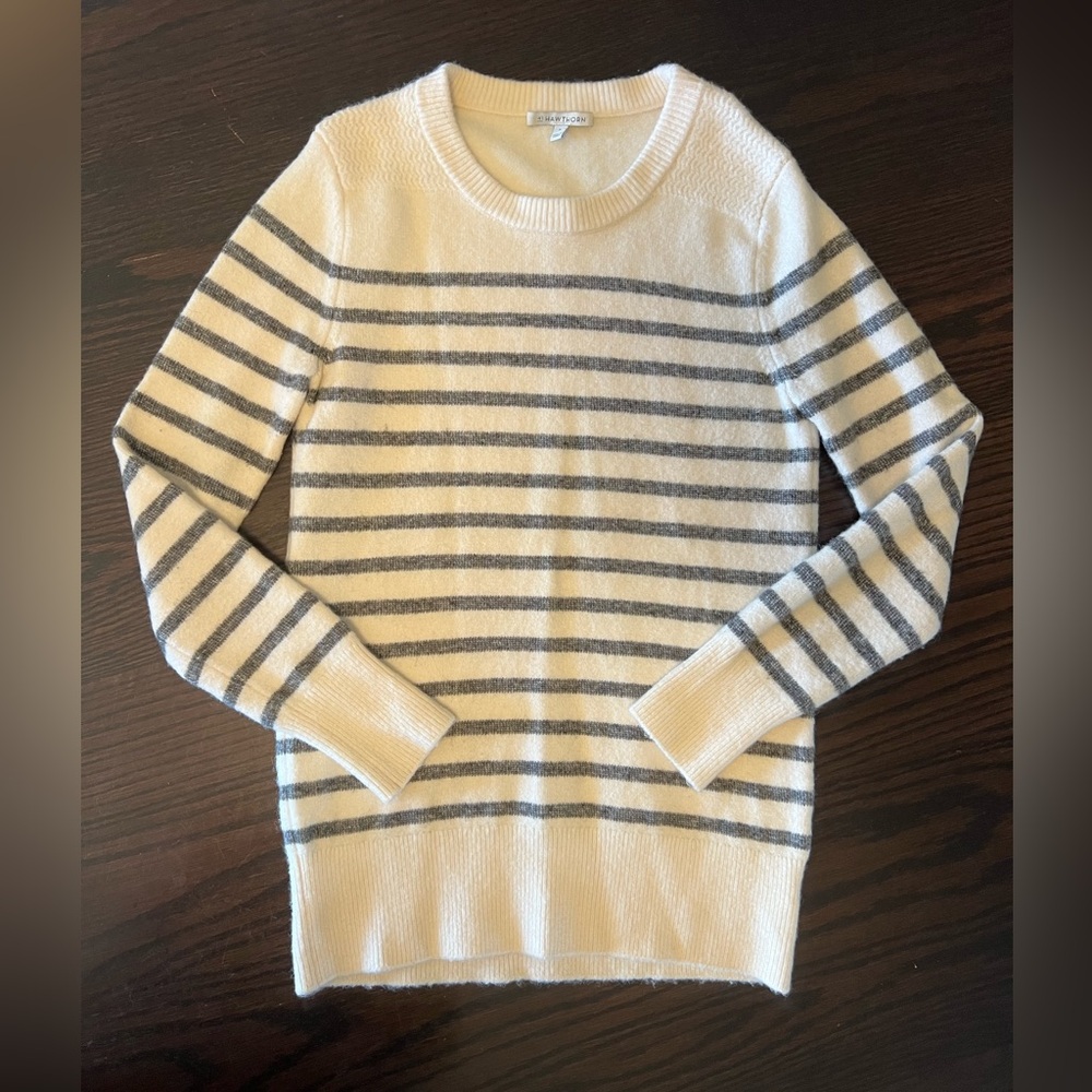 41 Hawthorn Sweater
